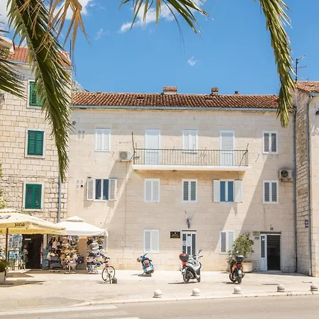 Rakic * Makarska